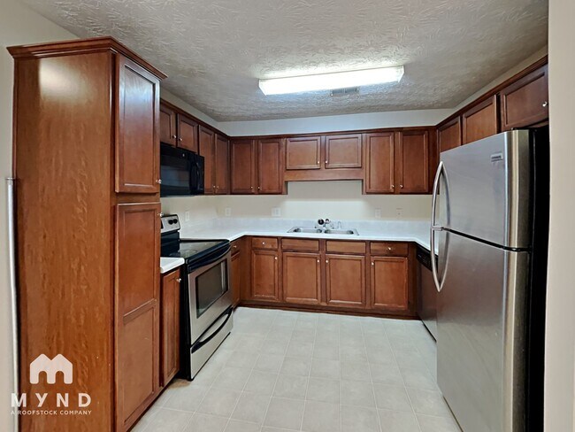 Building Photo - 161 Alton Cir