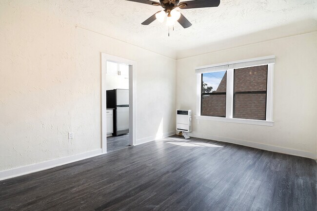 Foto del edificio - 440 E 27th St