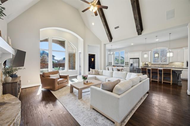 Foto del edificio - 4571 Acacia Pkwy