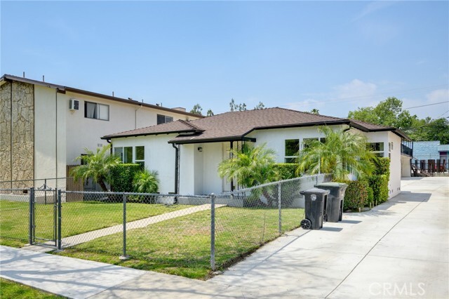 Foto principal - 1007 W Angeleno Ave