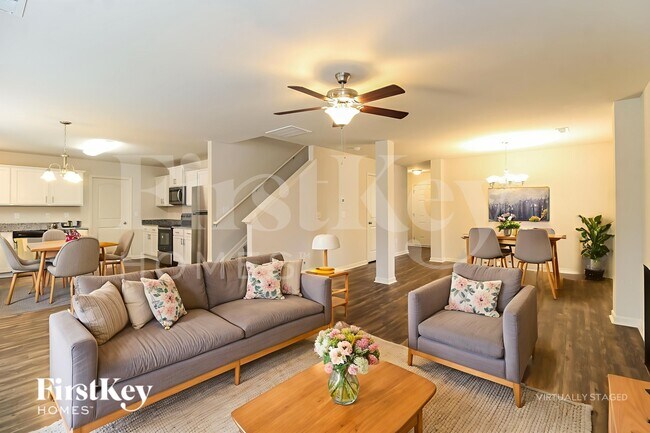 Foto del edificio - 1618 Dodson St