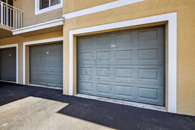 Foto del edificio - 6450 Emerald Dunes Dr