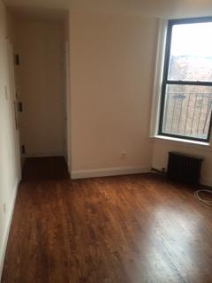 Building Photo - 277 W 11th St