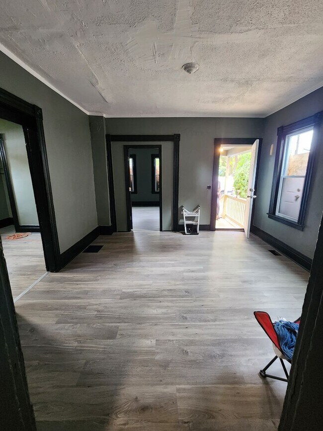 Foto del edificio - Three Bedroom Single Family Home!