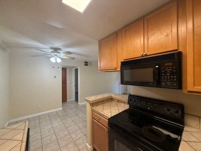 Foto del edificio - Beautiful 2B/2BA Condo in La Mesa Availabl...