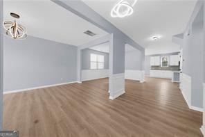 Building Photo - 5435 Mirror Lake Dr