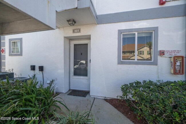 Foto del edificio - 221 Ocean Park Ln