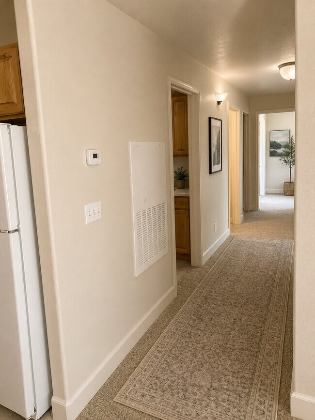 Building Photo - 6630 N Spurwing Loop