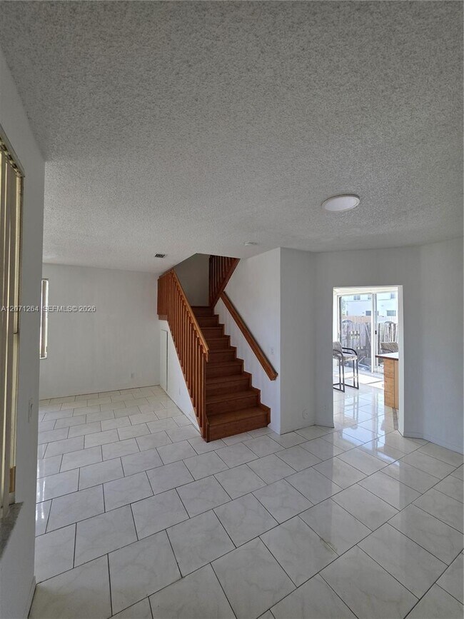 Foto del edificio - 21250 NE 8th Pl