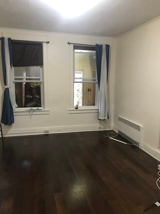 Foto del edificio - 7123 68th St