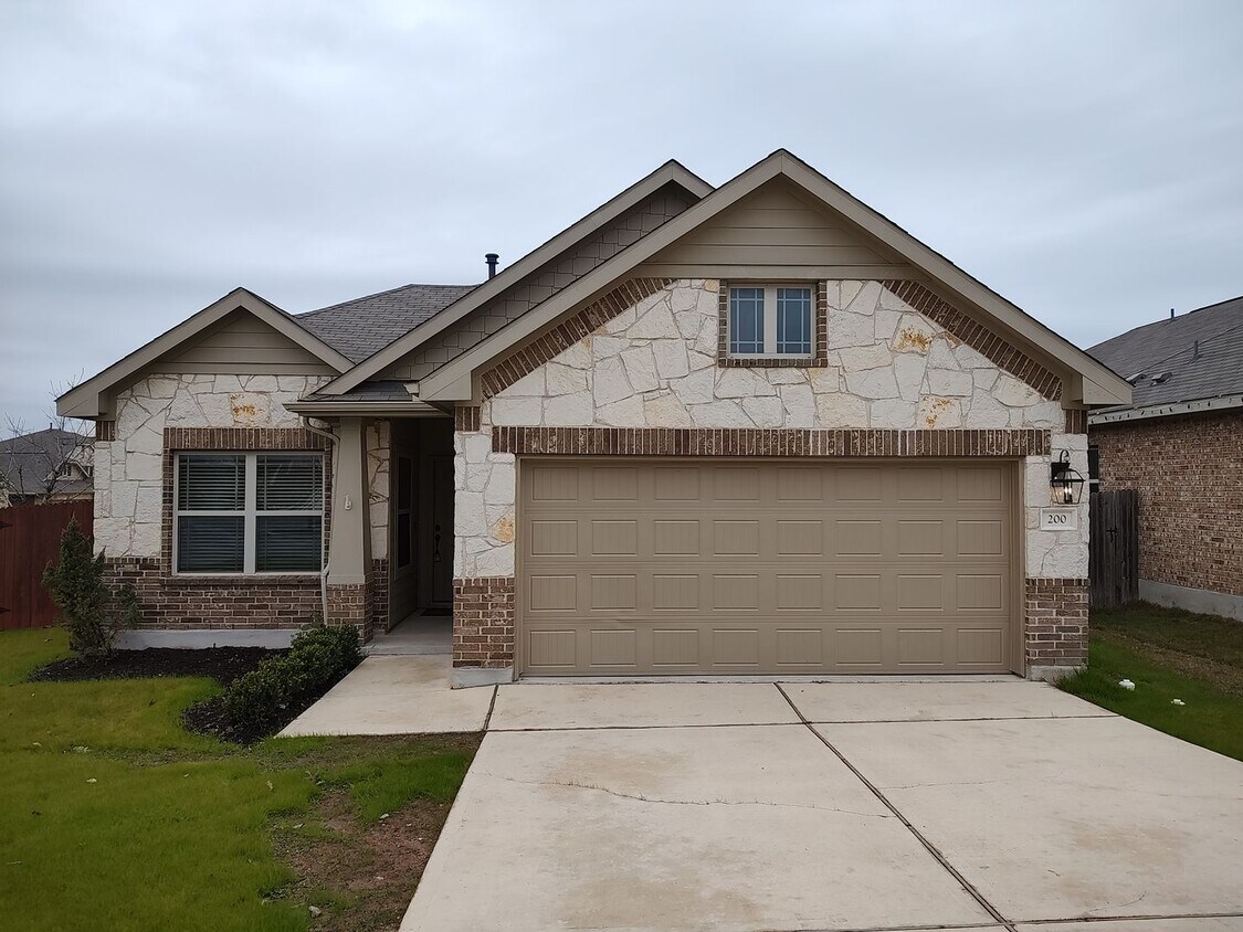 Cute family home in Buda. House Rental in Buda, TX
