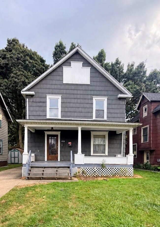 Building Photo - 1224 18th St NW