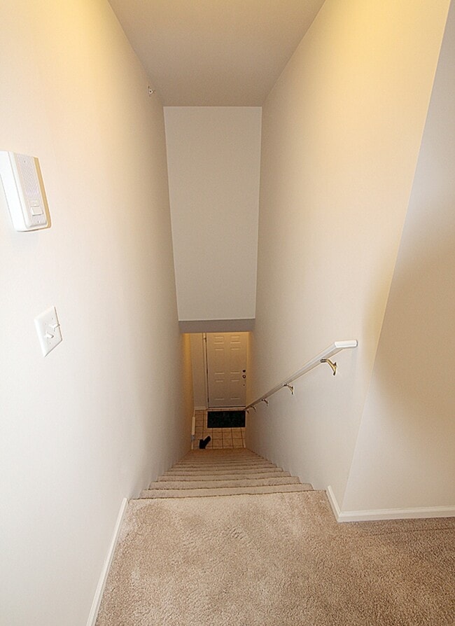 Building Photo - 3211 Addington Dr