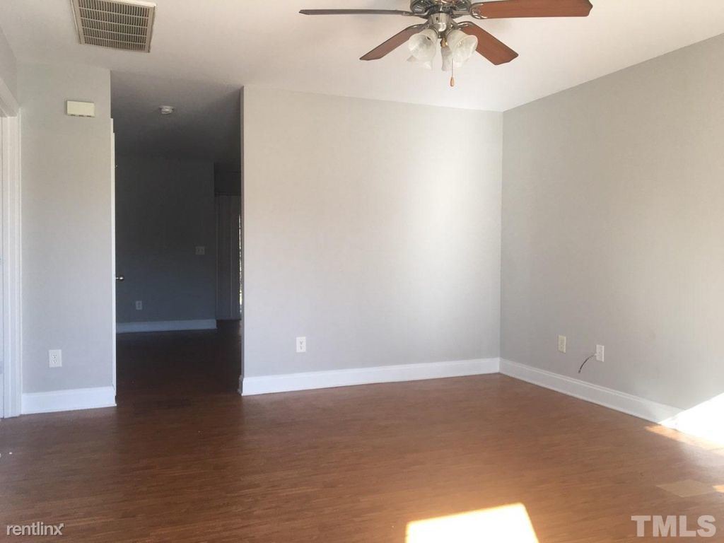Foto del edificio - 3 br, 2 bath  - 1134 Summerkings Ct # 102