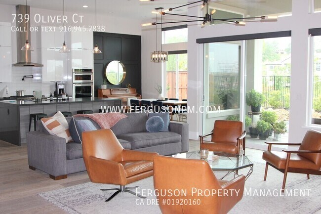 Foto del edificio - 739 Oliver Ct