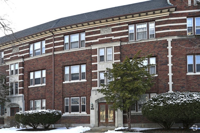 Building Photo - Edanola Apartments