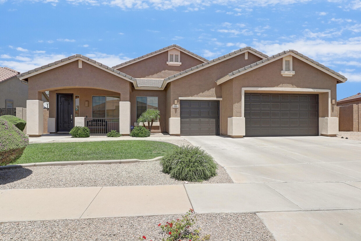 Primary Photo - 8606 W Helen Ln