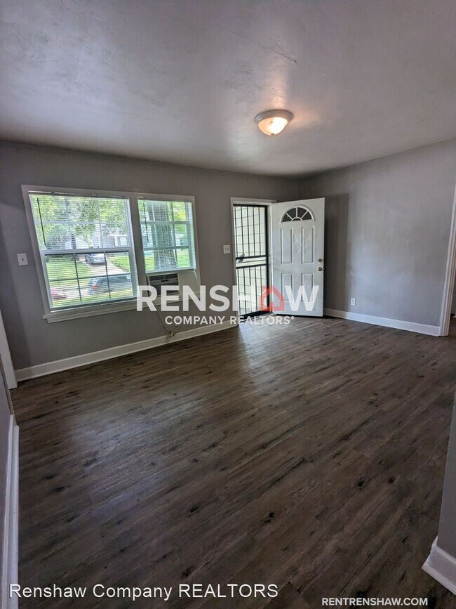 Building Photo - 4 br, 1 bath House - 3372 Buchanan Ave