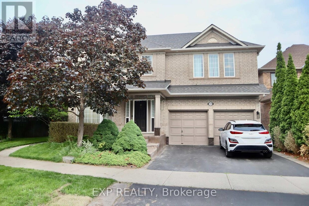 Primary Photo - 1300 Ridgebank Dr