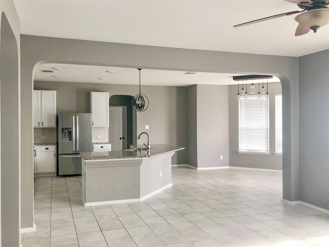 Building Photo - 1649 Bovina Dr