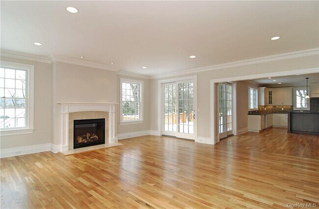 Building Photo - 9 Oak Way
