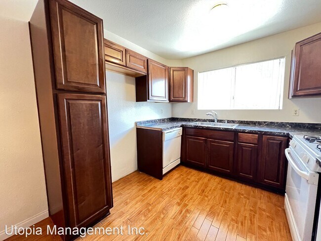 Building Photo - 2 br, 1 bath House - 10210 Michala Pl.