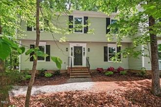 Building Photo - 120 Kingston Dr