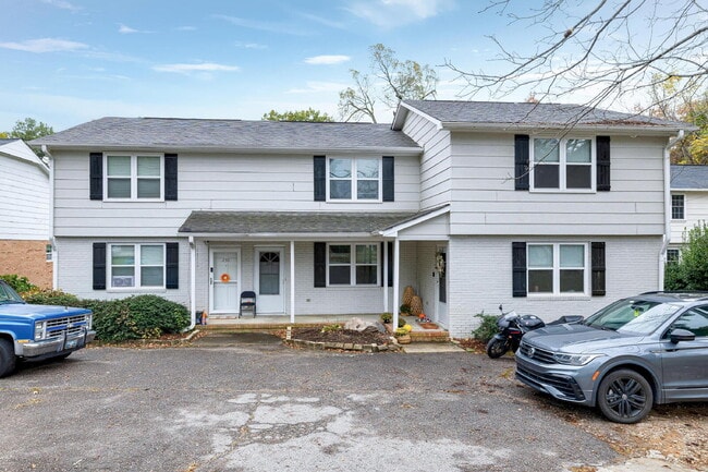 Photo - 228 Waldo St Apartment