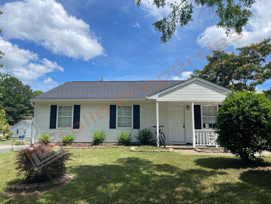 Photo - 601 Larchwood Drive, Durham, NC 27713