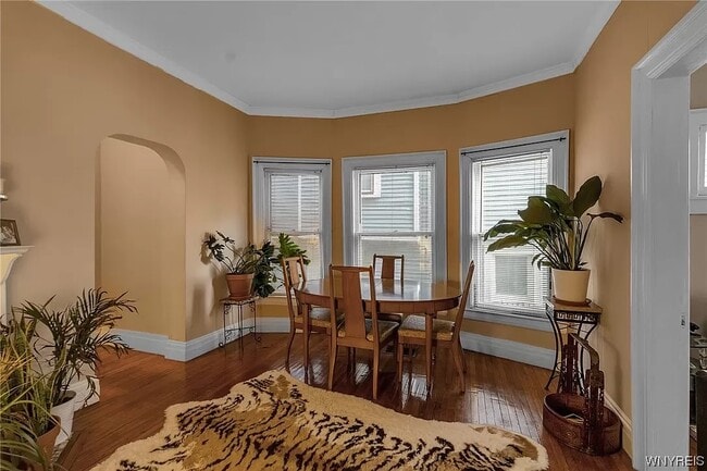 Building Photo - 175 Saint James Pl