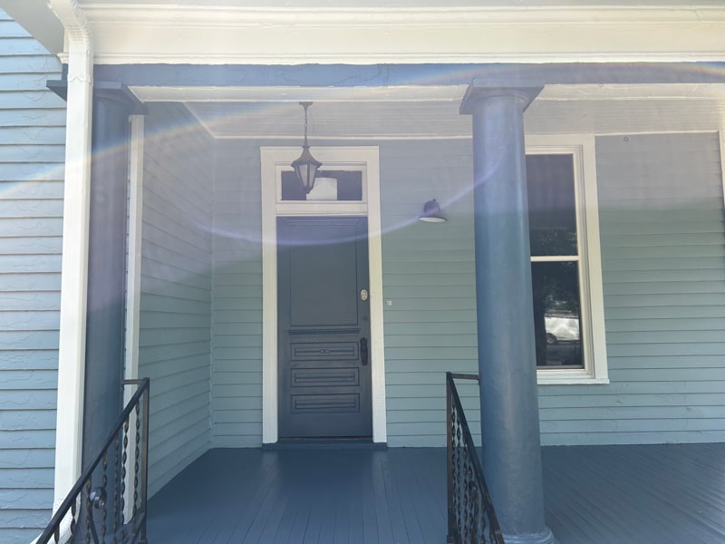 Primary Photo - 424 E Bell St