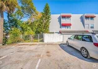 Building Photo - 7339 Jackson Springs Rd