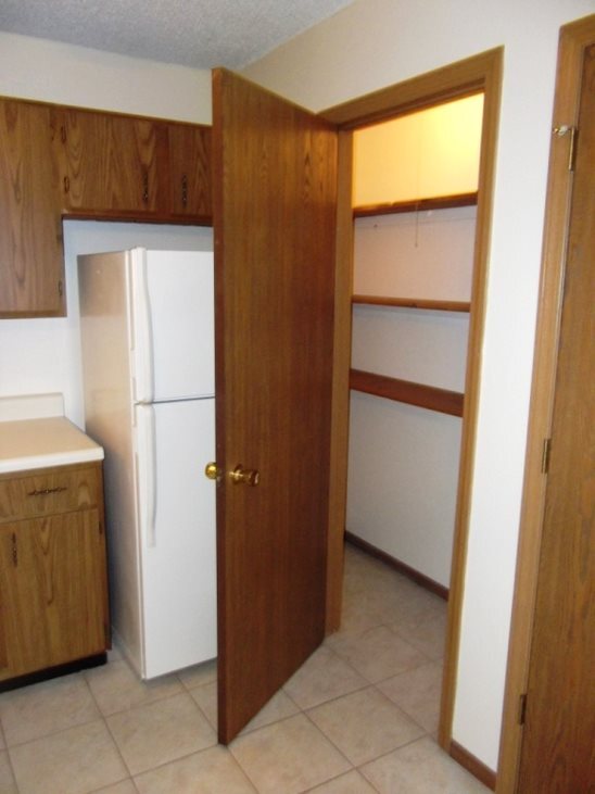 Foto del edificio - 664 E Cherry St