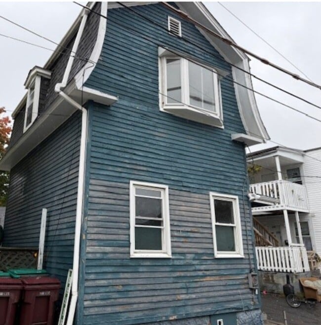 Building Photo - 17 Wilson Ave