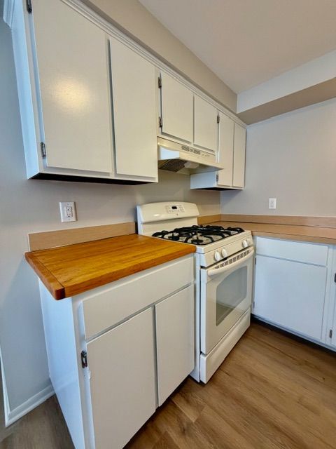 Foto del edificio - 300 Clark St