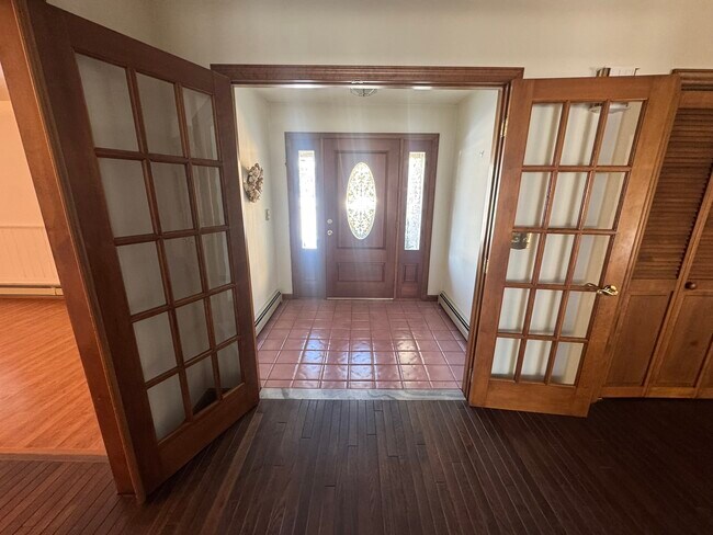 Foto del edificio - 651 Aldrich Rd