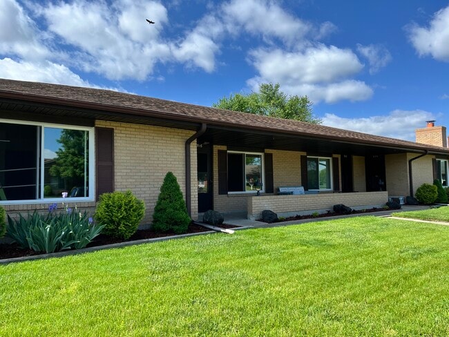 Building Photo - 914 Weston Ct