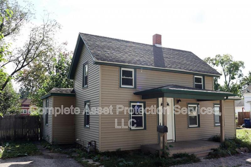 Primary Photo - 105 Norton St