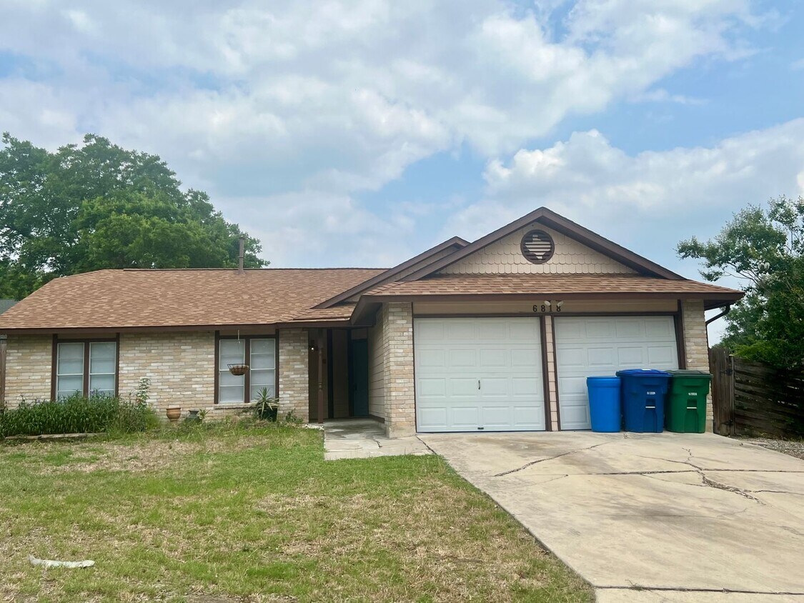 Primary Photo - Live Oak 3 bedroom / 2 bathroom home in Qu...
