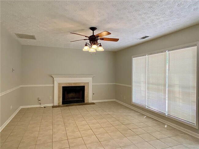 Building Photo - 4609 Insdale Ln NW
