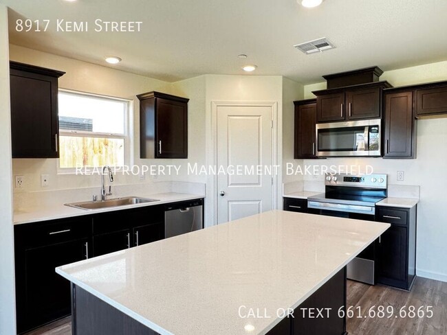 Building Photo - 8917 Kemi St