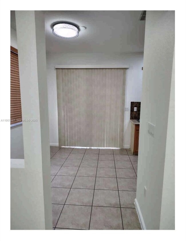 Building Photo - 21207 NW 14th Pl