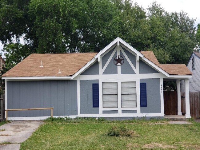 Foto del edificio - 4883 Aspen Wood Dr,