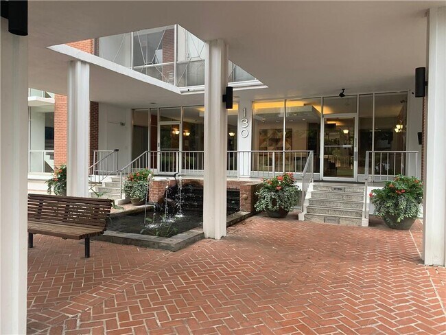 Building Photo - 130 26th St NW