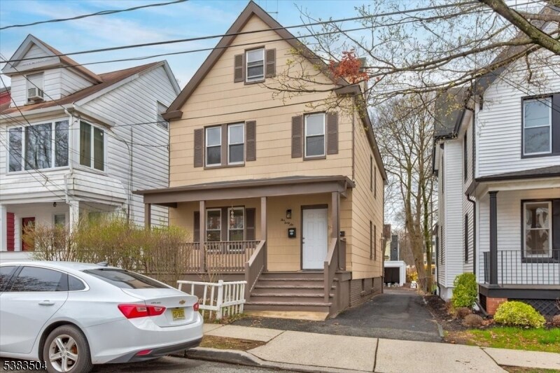 Primary Photo - 546 Morris St