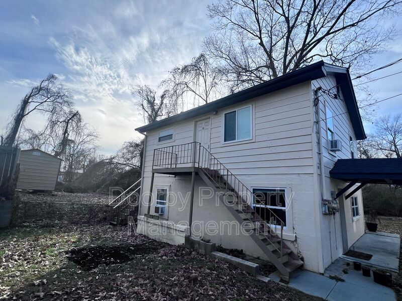 100 James St Unit B, Rossville, GA 30741 Condo for Rent in Rossville, GA