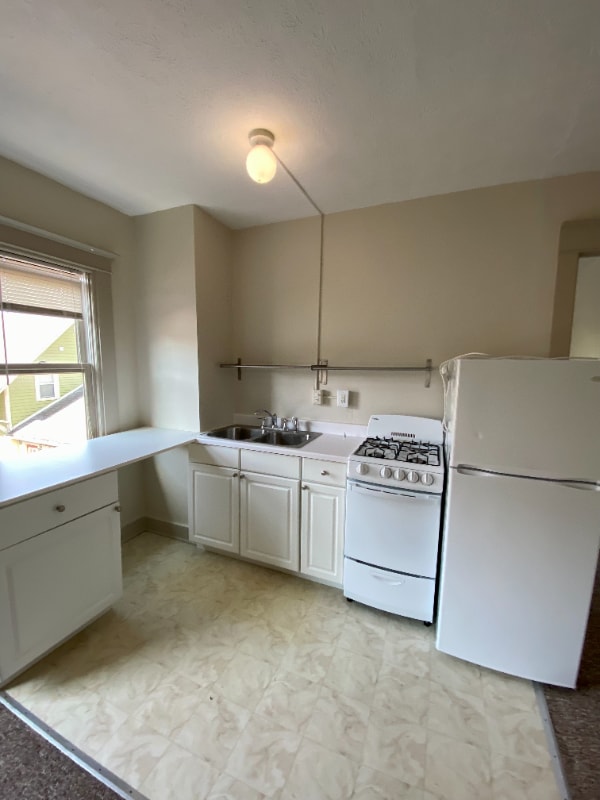 Foto del edificio - 418 Waukazoo Ave