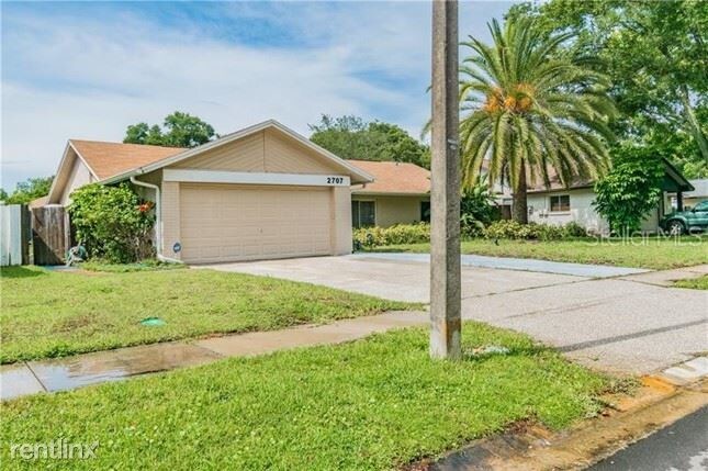 Primary Photo - 4 br, 2 bath House - 2707 Westbury Ave