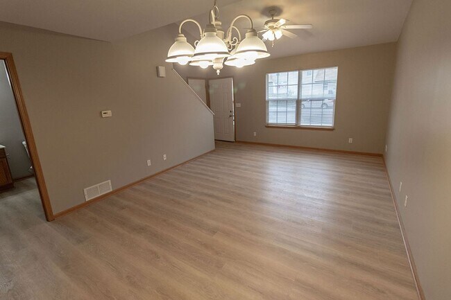 Building Photo - 1312-1314 Raleigh Dr.