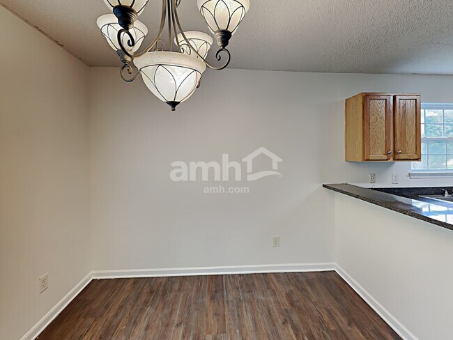 Foto del edificio - 7316 Aragorn Ln